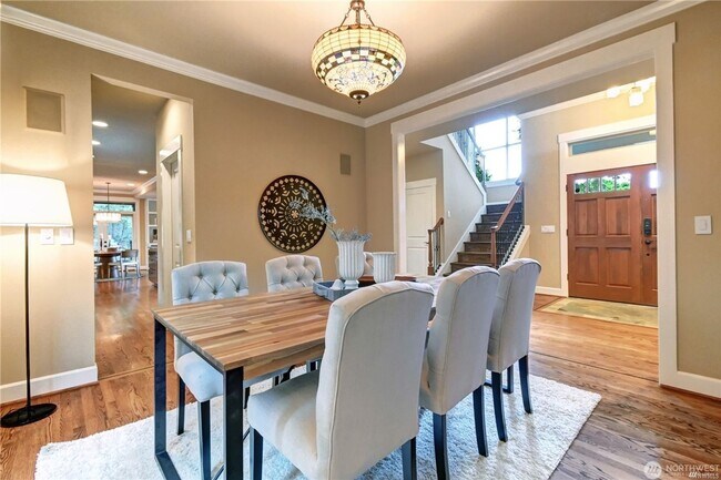 Building Photo - 4bd/2.5ba Kirkland House