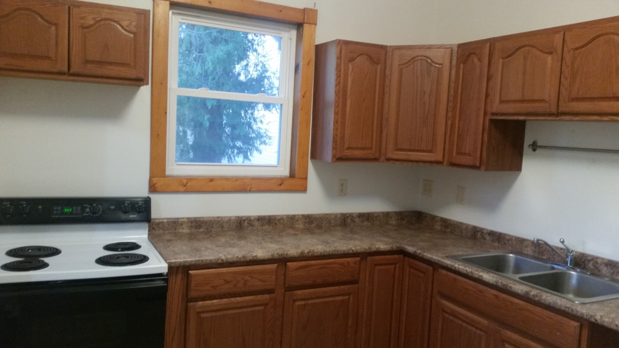 Kitchen - 122 West Arch Street