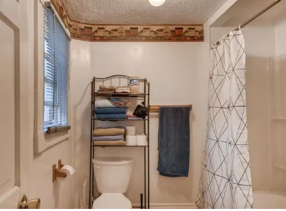 Building Photo - 320 Fuller Ave