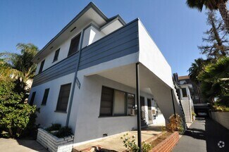 Building Photo - 10924 Camarillo St