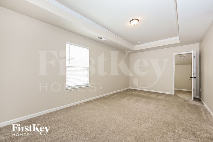 Building Photo - 281 Villa Grande Dr