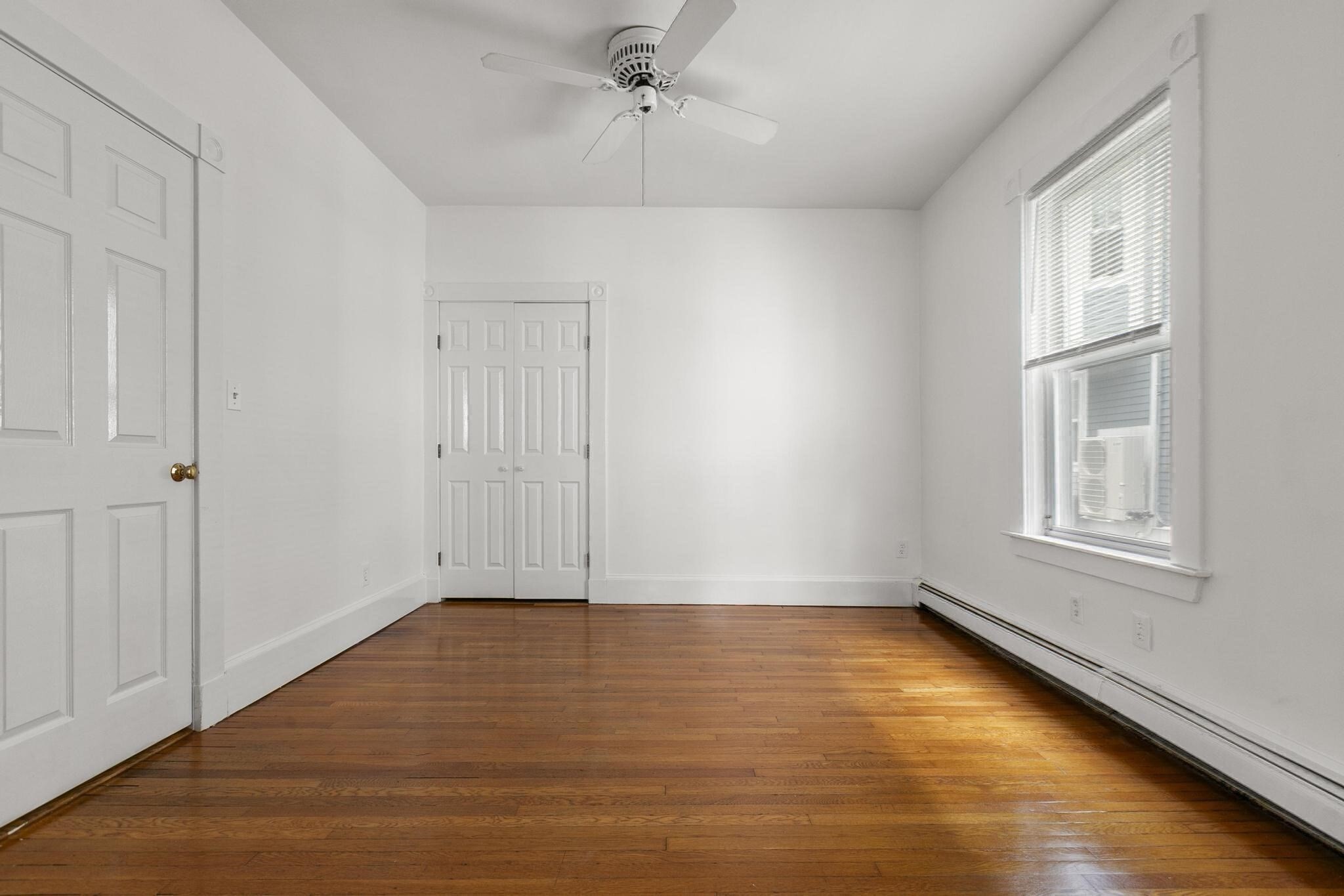 Building Photo - 27 Dix St