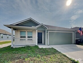 Building Photo - 9802 Marbach Brk