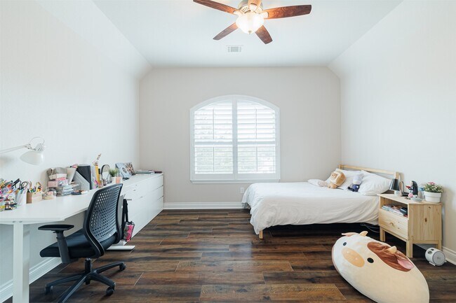 Building Photo - 3530 Auburn Creek Cir