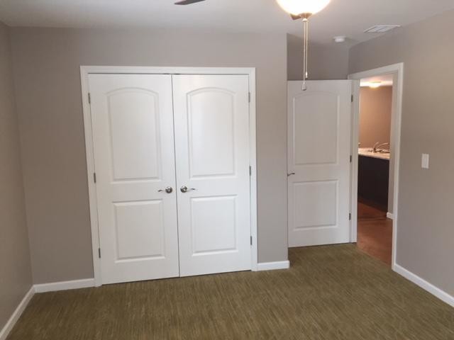 Building Photo - 2310 Waterview Dr