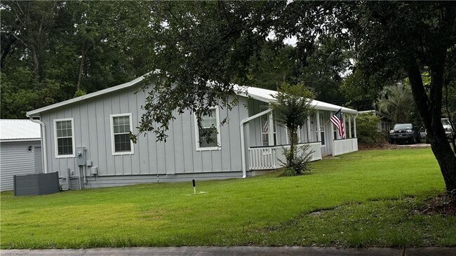 Building Photo - 656 Fairhope Ave