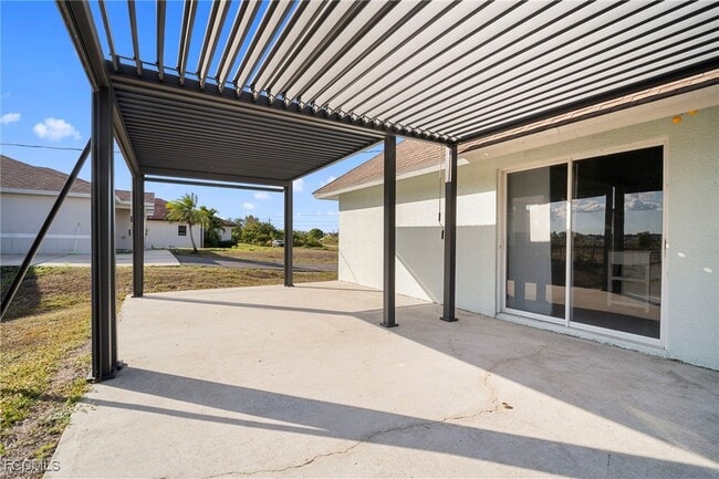 Building Photo - 4080 24th Ave NE