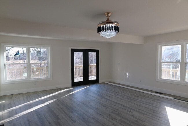 Building Photo - 649 Old Drake Temperance Rd