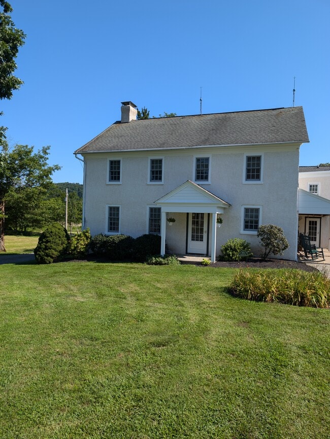 Building Photo - 40 Creamery Rd