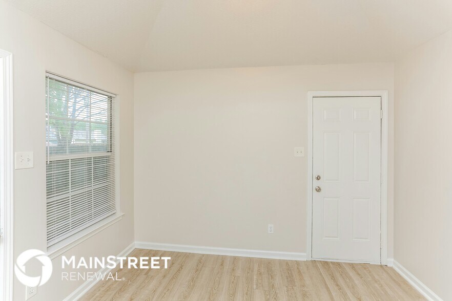 Building Photo - 5963 Cuspidon Cove