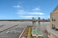 Building Photo - St Johns River Views!