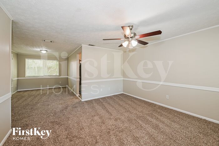 Building Photo - 4077 Huntington Forest Blvd