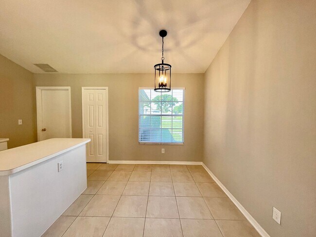 Building Photo - Great 4/2 home in Wedgefield!!