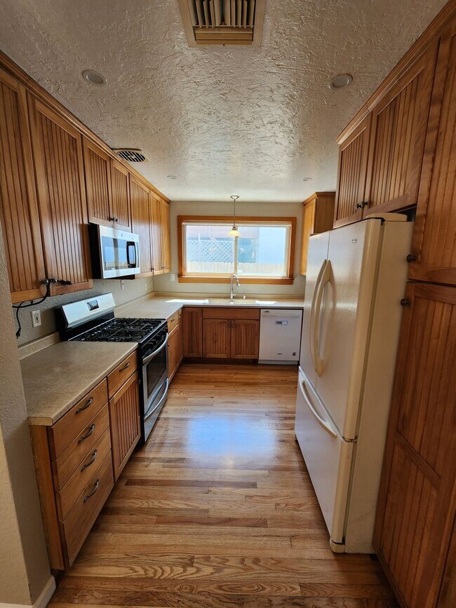Building Photo - Single Story 4 Bedroom House in Clairemont/Bay Park