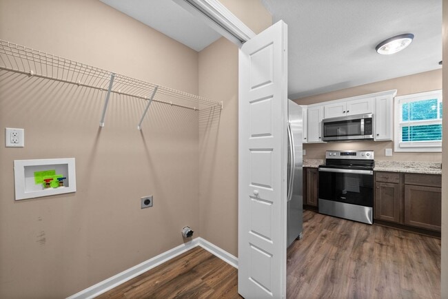 Building Photo - 3 Bedroom Home for Rent!