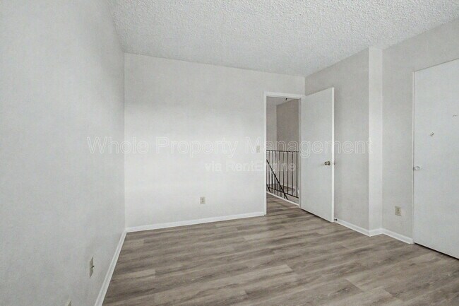 Building Photo - 8911 Field St