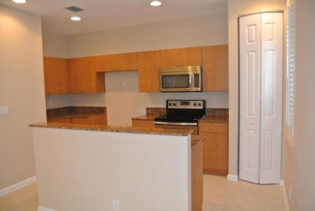 Building Photo - 7399 Briella Dr