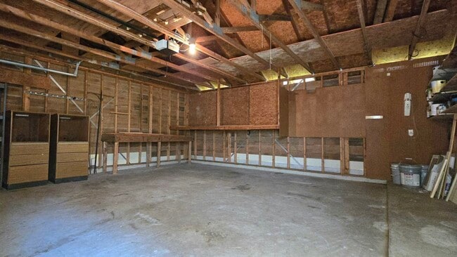 Building Photo - 15243 Kelbrook Dr