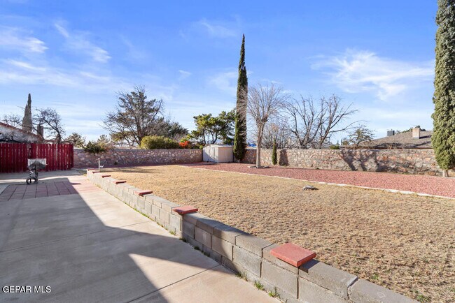 Building Photo - 10529 Texwood Ave