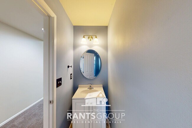 Building Photo - Spacious 4-Bedroom, 2.5-Bath Home with Open Layout in Lacey!