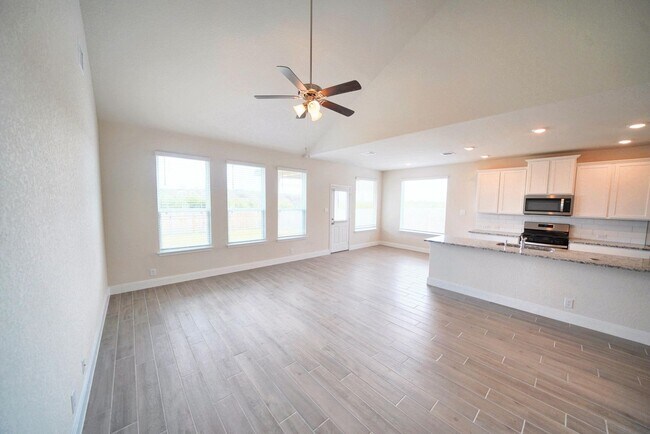 Building Photo - Stunning New Cibolo Home Now Available in Steel Creek - Realtor Commission: $500
