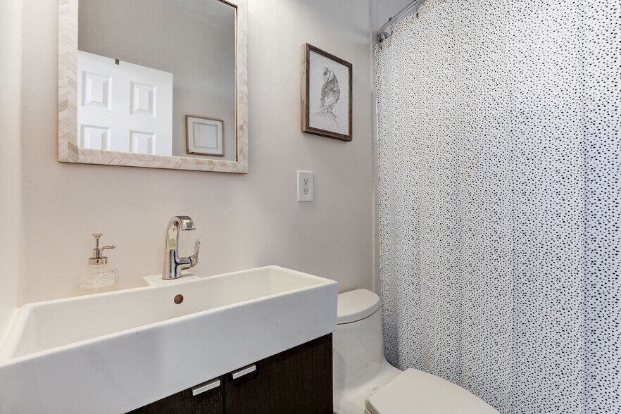 Renovated Bath - 1719 4th St NW