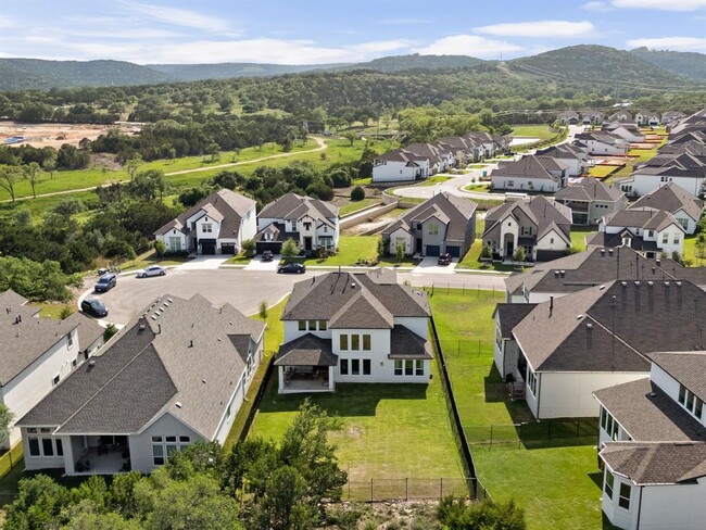 Building Photo - 2132 Cavara Cv