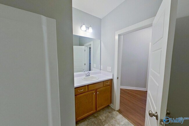 Building Photo - 1389 Old Rd