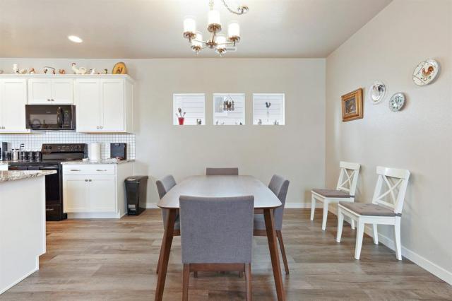 Building Photo - 4 bedroom in Meridian CA 83642