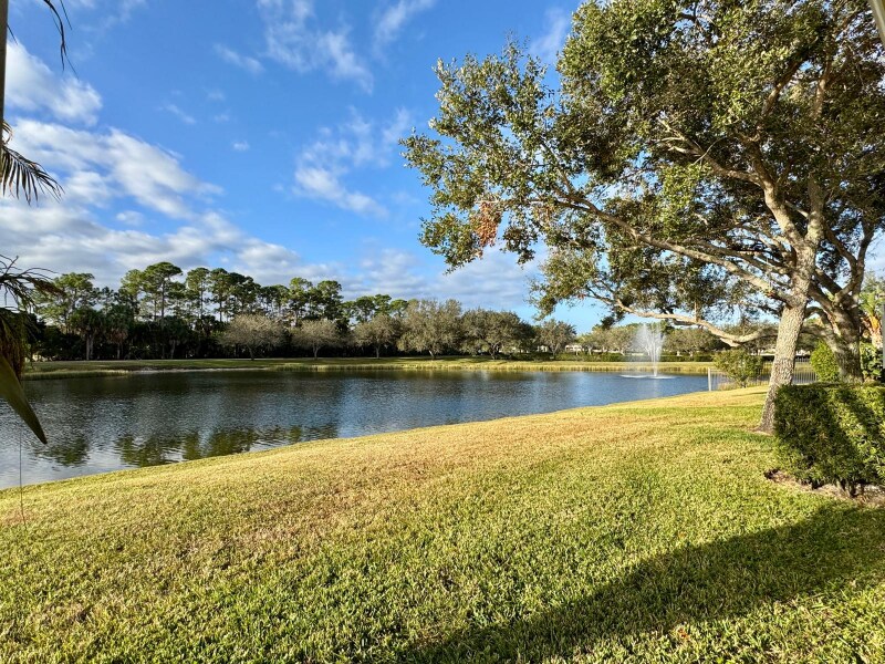 Building Photo - 8654 Lineyard Cay