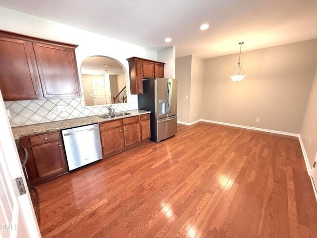Building Photo - 514 Dragby Ln