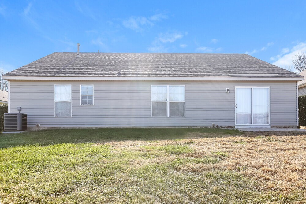 Building Photo - 1528 Moss Creek Dr