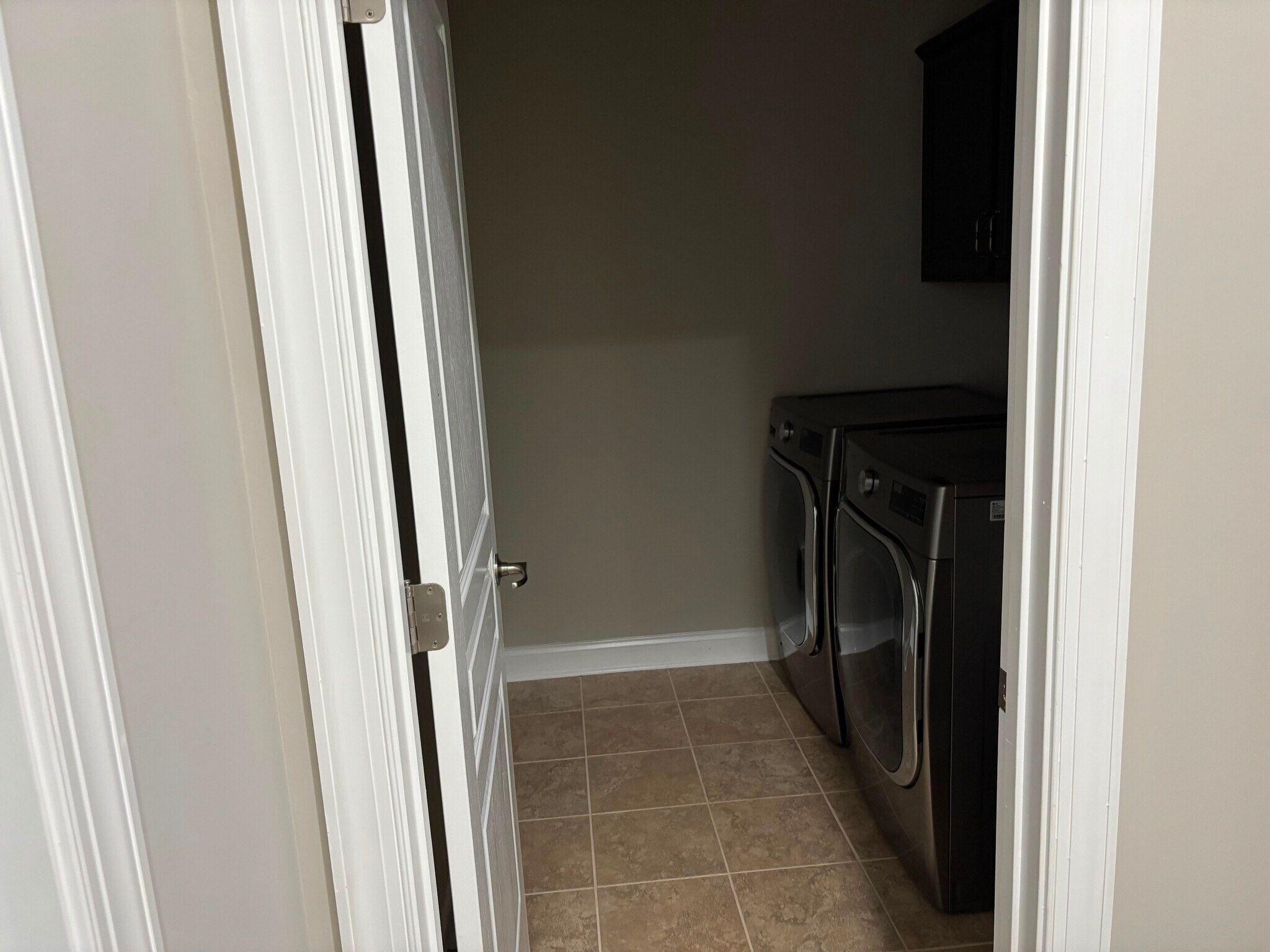 Building Photo - 2035 Davallia Ct