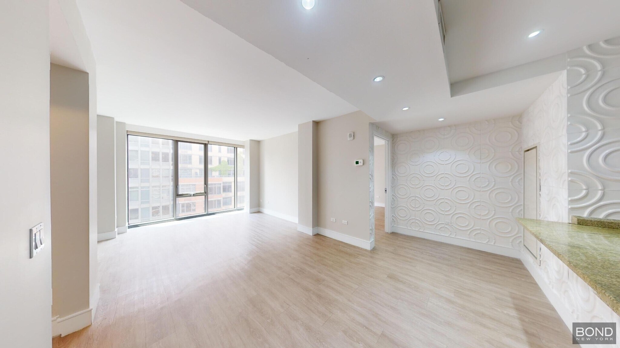 Building Photo - 237 E 34th St