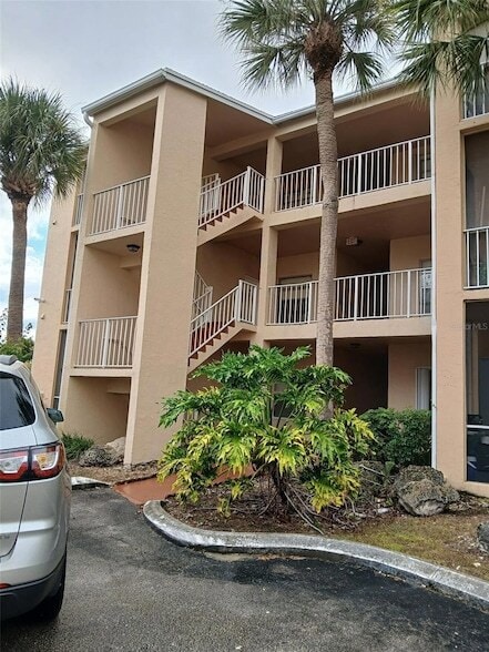 Building Photo - 15300 SW 106th Terrace