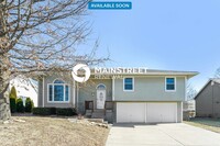 Building Photo - 1703 Stonecrest Dr