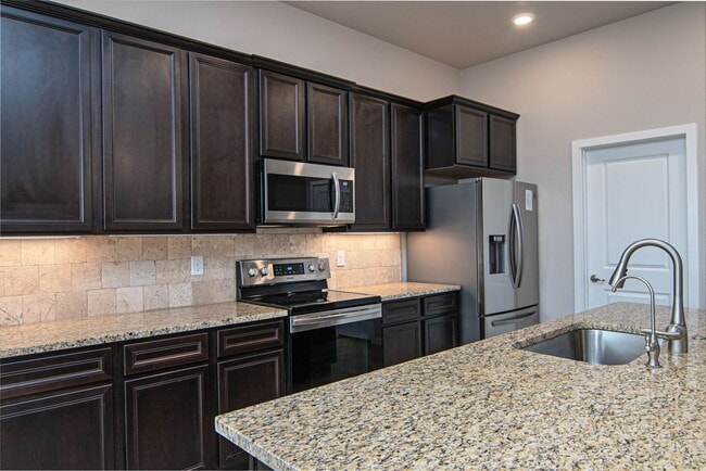 Building Photo - 2512 Outlaw Ct