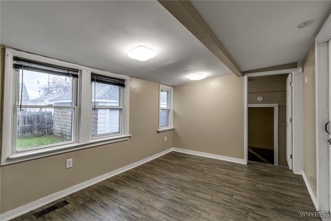 Building Photo - 114 Sawyer Ave