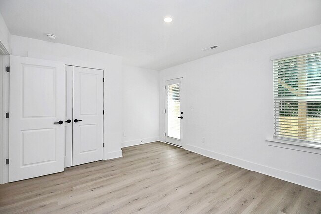 Full bedroom - first floor - 2613 Dr Carver Rd