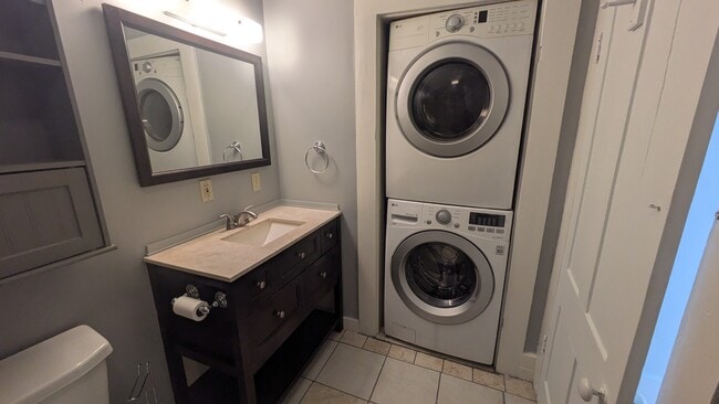 Building Photo - 4401 US Route 5 N