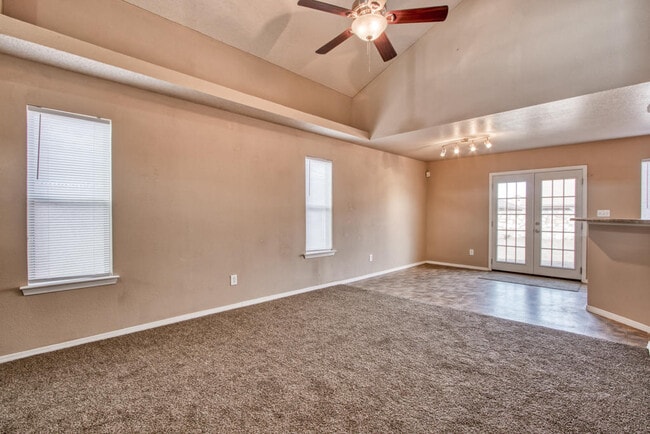 Building Photo - 11717 Lapstone Way