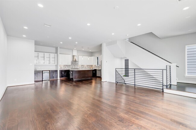 Building Photo - 3309 Baron St