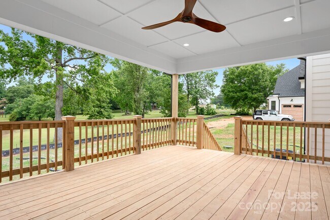 Building Photo - 106 Arbor Dr