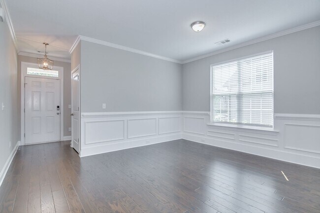 Building Photo - Beautiful 4 Bedroom 2.5 Bath in Grovetown!