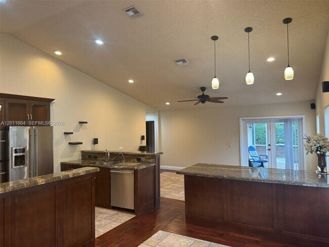 Building Photo - 1258 Sabal Trail