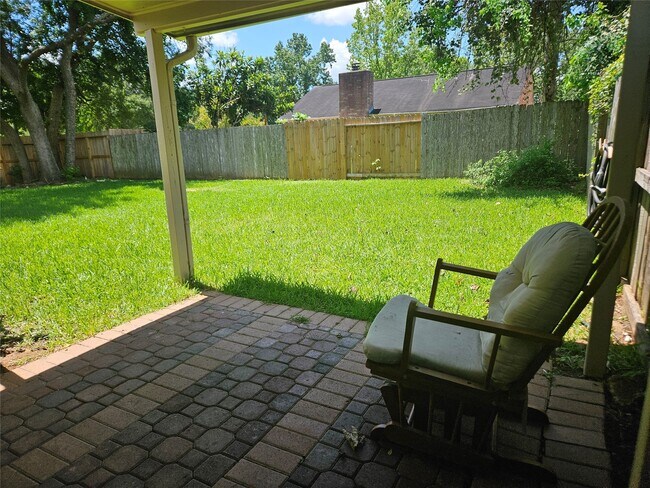 Building Photo - 2822 Chimneystone Cir