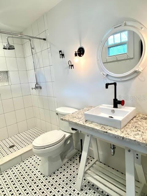 Building Photo - 3611 Bradenton Rd