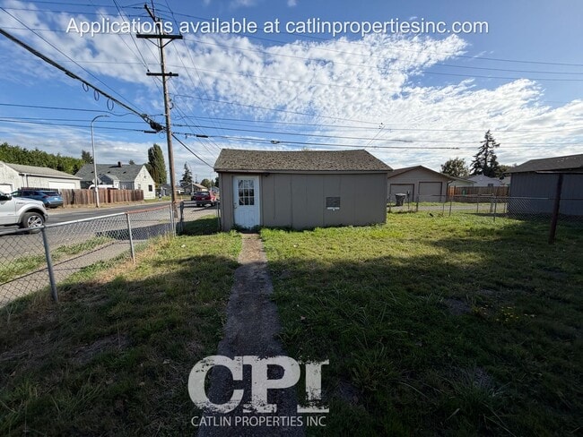 Building Photo - 2645 Alabama St