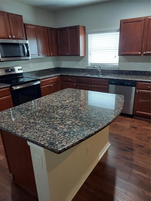 Building Photo - 4726 Somerset Hill Ln