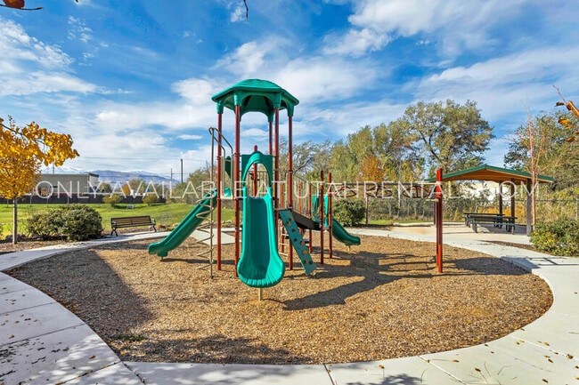 Building Photo - 14760 S Rising Star Way